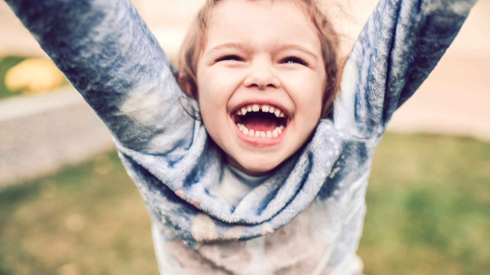 Samodzielna zabawa dziecka – jak stworzyć kreatywną przestrzeń, która zaprasza do odkrywania świata? post thumbnail image